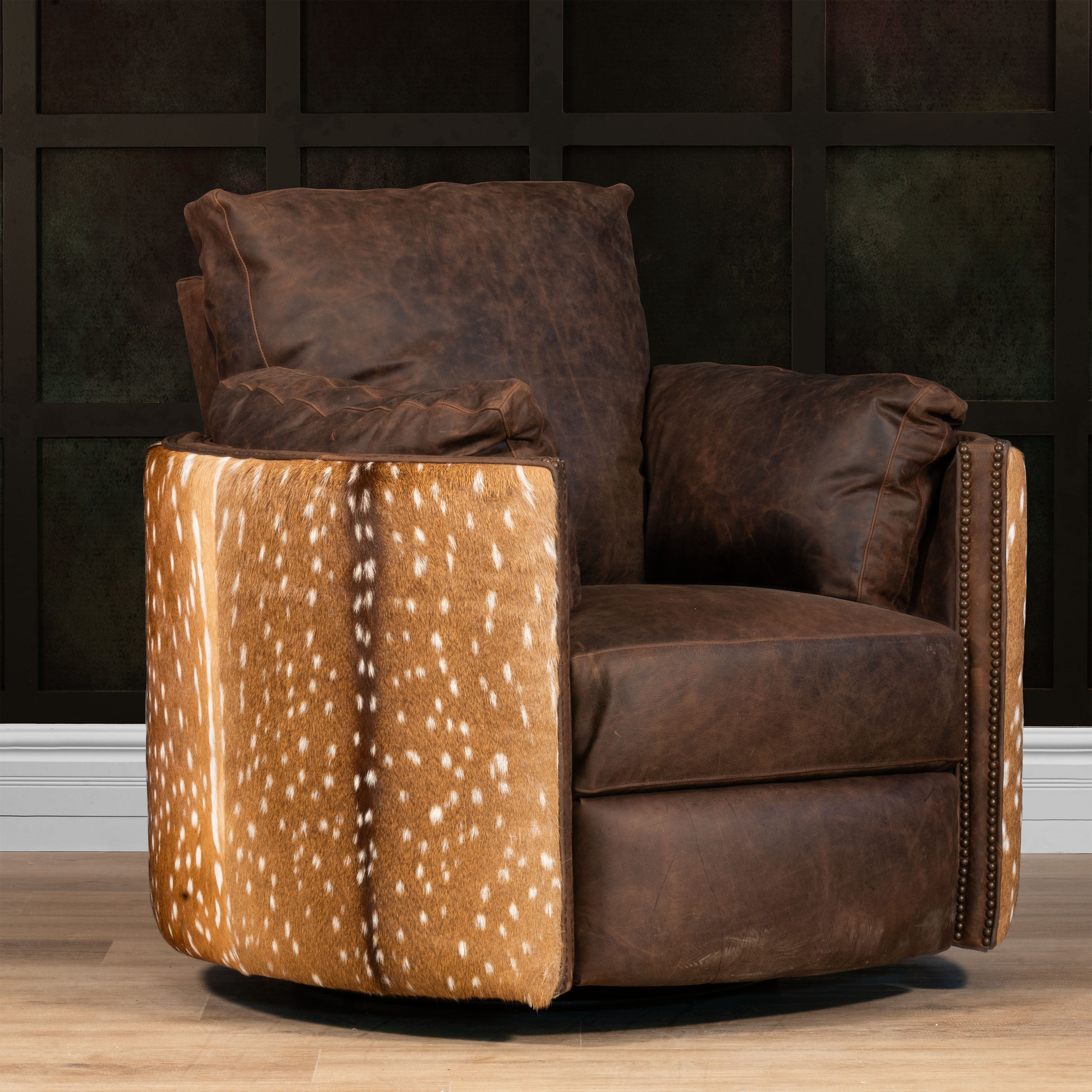 Briar Snug Leather Swivel Recliner – Texas Leather Western Collection