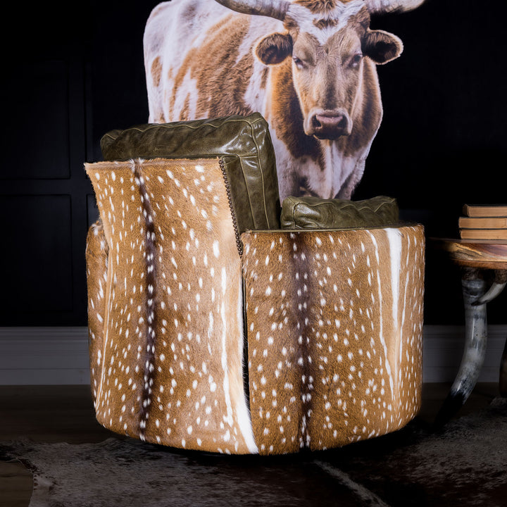 Apache Snug Leather Swivel Recliner