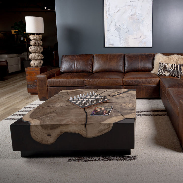 Vuelto Coffee Table