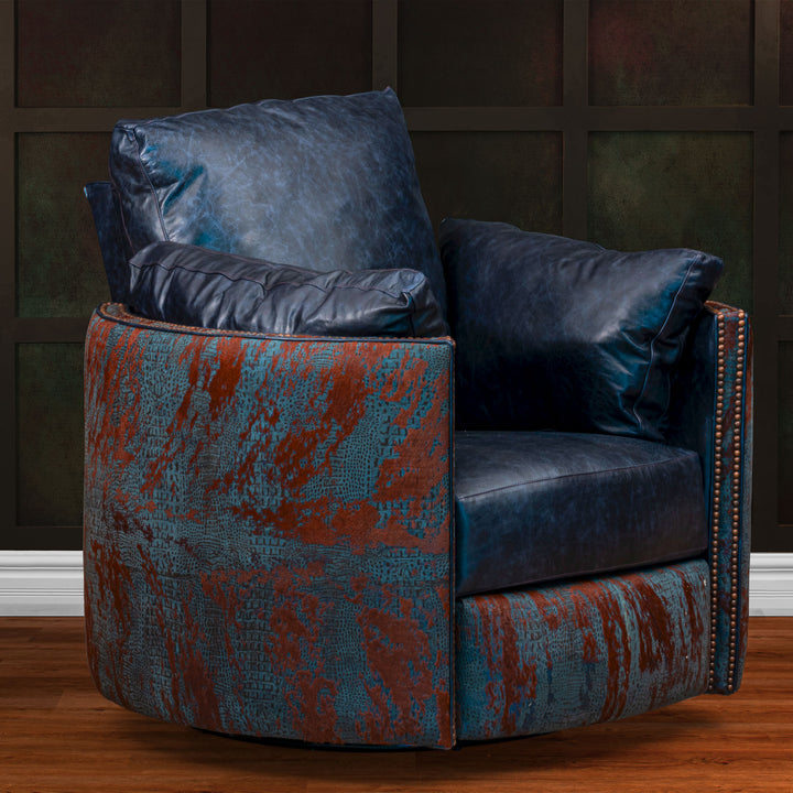Glendo Snug Leather Swivel Recliner